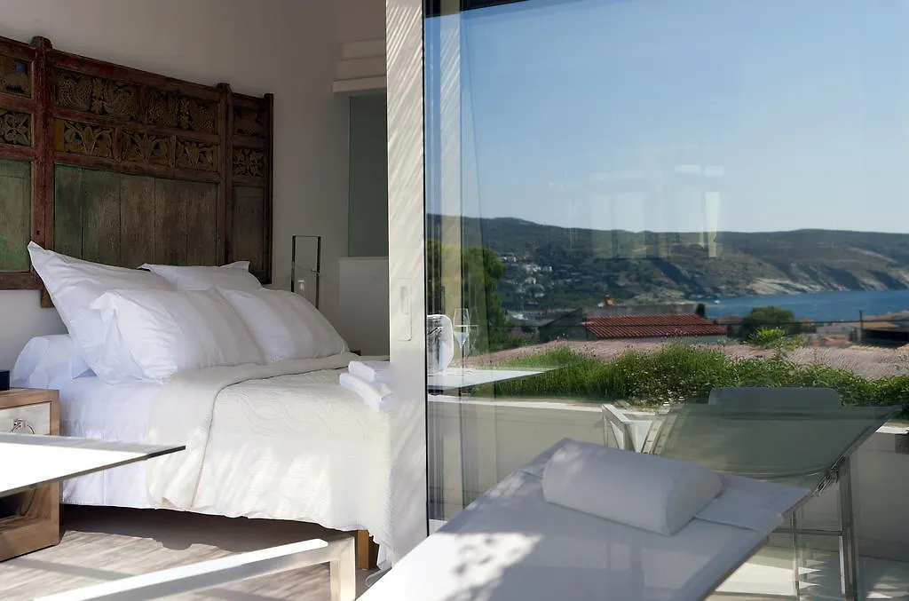 Boutique Hotel Spa Calma Blanca Cadaqués 4*,