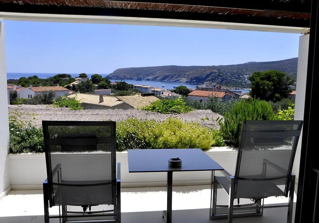 Boutique Hotel Spa Calma Blanca Cadaqués 4*,