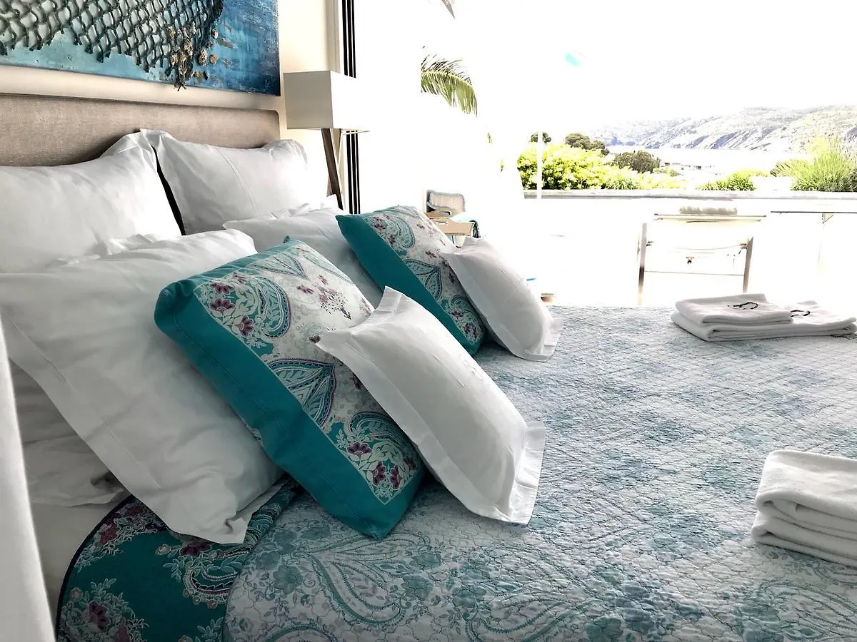 Boutique Hotel Spa Calma Blanca Cadaqués 4*,